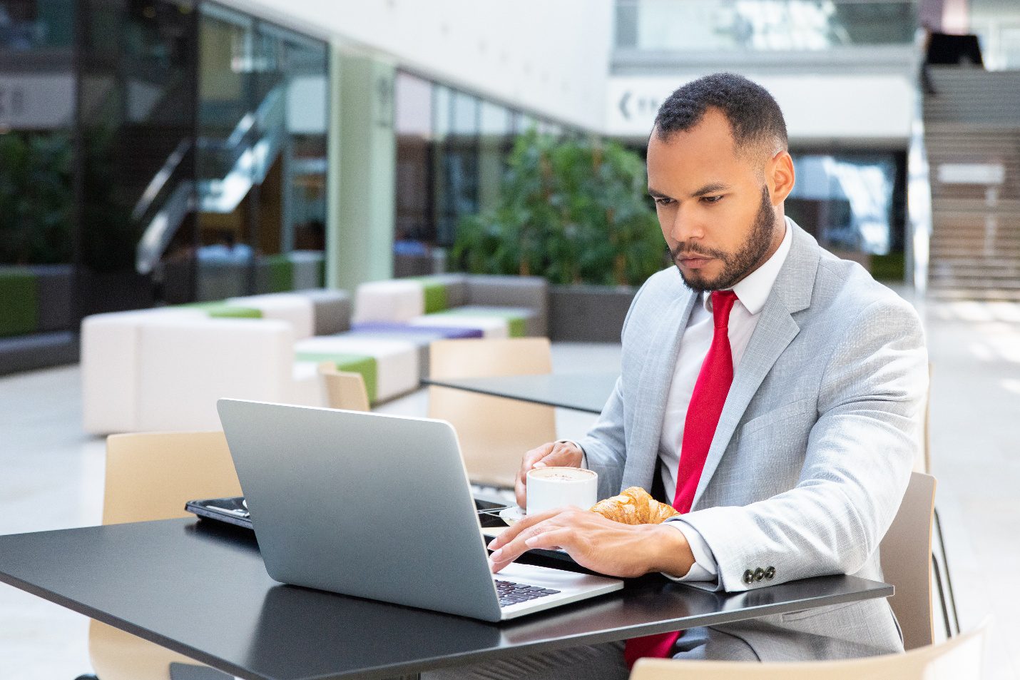 Why HP Laptops Are Ideal For Business Professionals